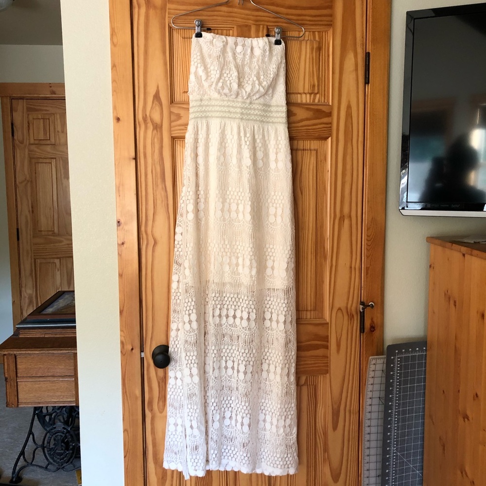 Strapless lace maxi dress